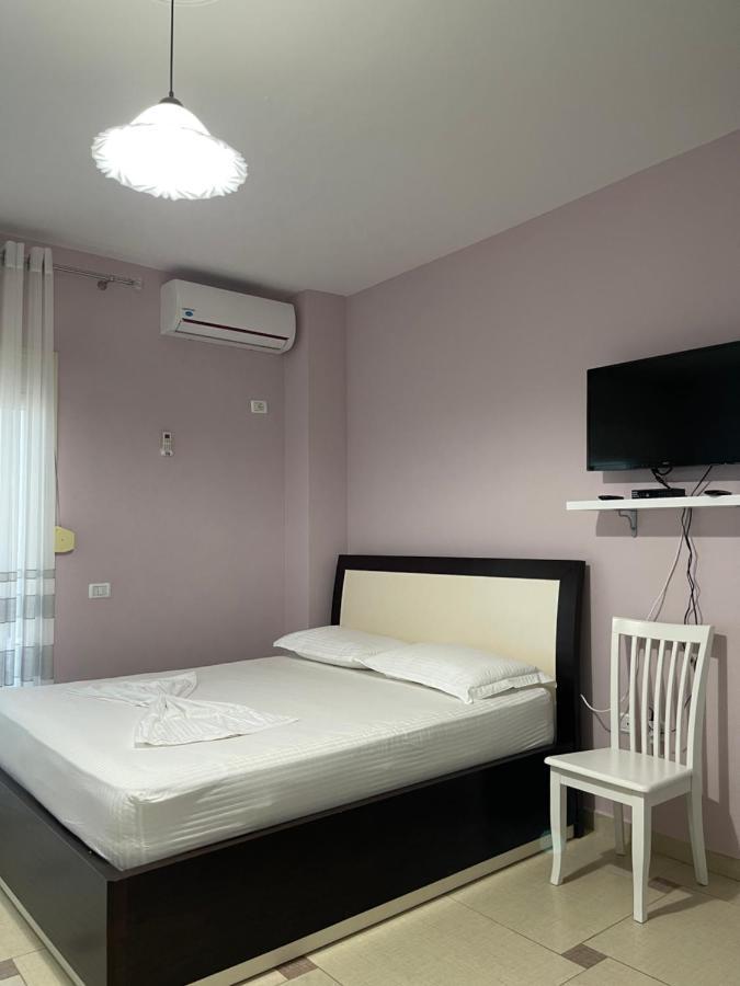 Amaris Apartments Durres Exterior photo